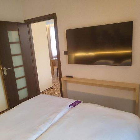 Qubus Hotel Gdansk Exterior photo